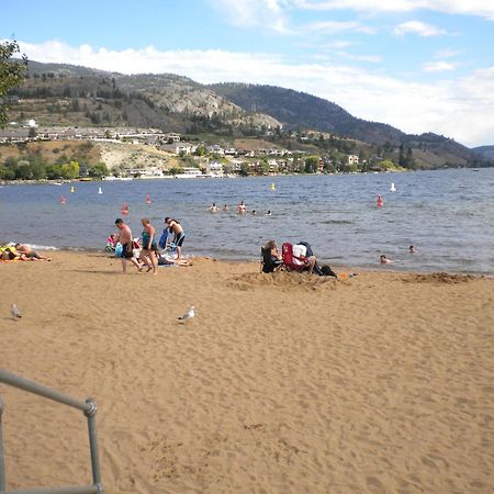 Holiday House Motel Penticton Ngoại thất bức ảnh
